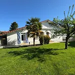 Maison A Lourdes, Avec Jardin